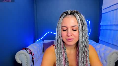 Roxy online show from 04.08.26