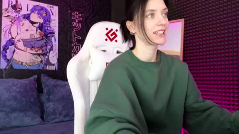 roxy_riot_ online show from 03.02.25