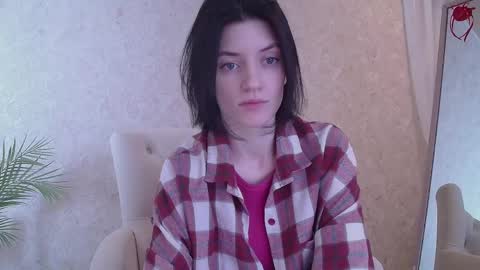 roxy_riot_ online show from 03.04.25