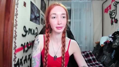 Snapshot of roxy_silver chatting on 11.15.25 Roxy online show from 11.15.25