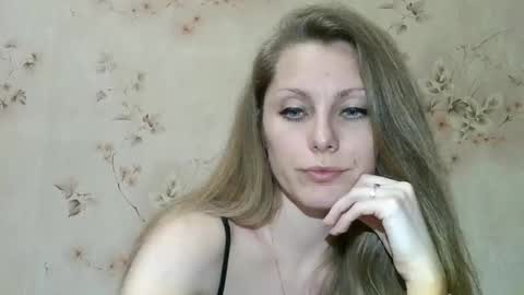 roxyfox18x01 online show from 03.30.26