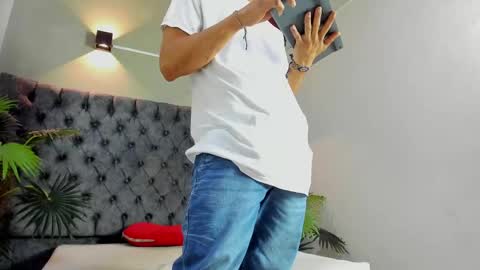 ROY online show from 10.15.25
