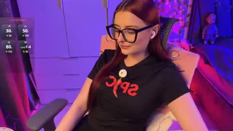 Snapshot of rozierose chatting on 07.15.26 Rose online show from 07.15.26