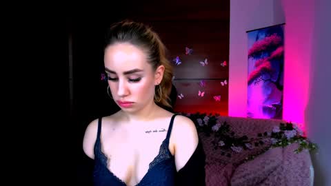 Im Rozmary nice to meet you 3 online show from 02.07.25