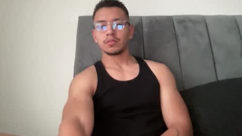 Snapshot of ruandavid chatting on 11.12.25 Ruan David online show from 11.12.25