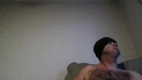 rubbingoneout714 online show from 01.20.25