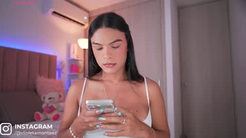 Snapshot of rubioberli chatting on 07.05.26 RubiOberli 9 INCH Guys my blue page is available now online show from 07.05.26