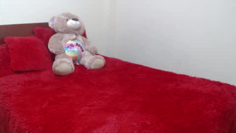 Ruby    Independent model help me reach 50 thumbs up online show from 09.11.25