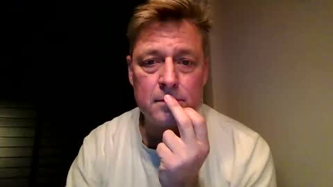 Snapshot of rudeski chatting on 12.04.24 rudeski online show from 12.04.24