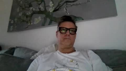 Snapshot of rudeski chatting on 01.29.25 rudeski online show from 01.29.25