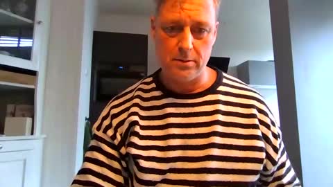 Snapshot of rudeski chatting on 10.16.25 rudeski online show from 10.16.25