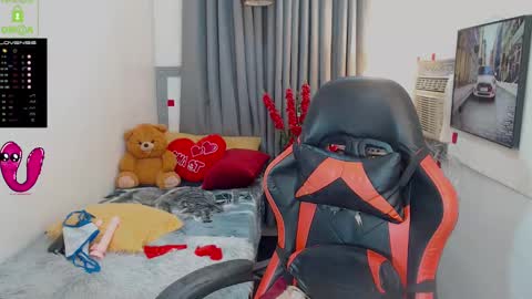 Snapshot of ruesalvartore chatting on 01.09.25 its me Sabel online show from 01.09.25