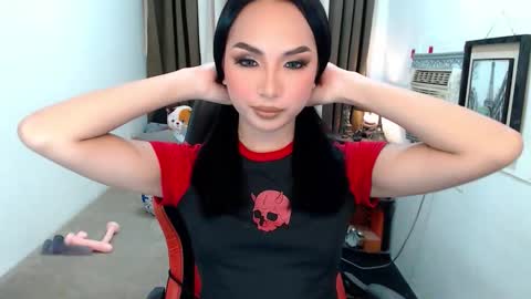 Snapshot of ruesalvartore chatting on 10.19.25 its me Sabel online show from 10.19.25