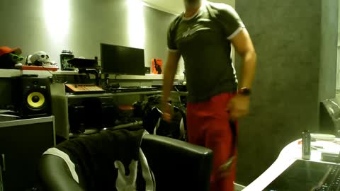 Snapshot of ruffi77 chatting on 02.07.25 Chico que rico Caliente online show from 02.07.25