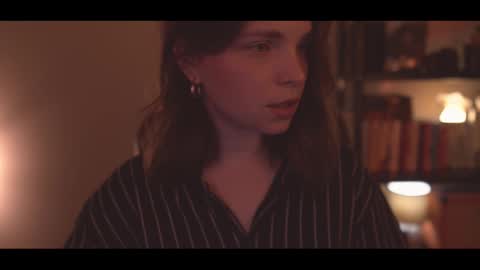 Snapshot of running_with_the_wolves chatting on 10.24.25 Elena online show from 10.24.25