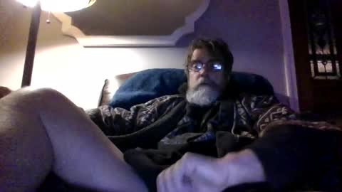 Snapshot of runningaround60 chatting on 12.03.25 runningaround60 online show from 12.03.25