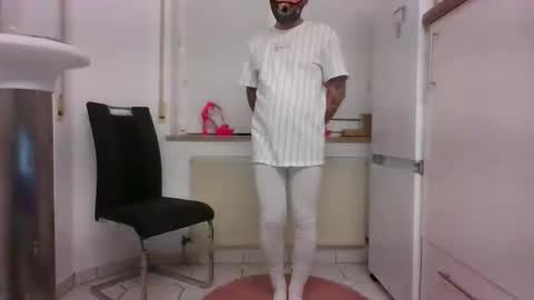 Snapshot of ruskinni1893 chatting on 12.18.24 Ruskinni online show from 12.18.24