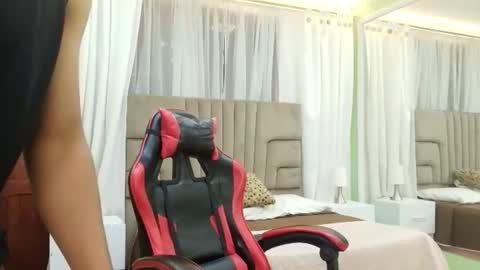 Snapshot of ruslan_marcel chatting on 06.26.26 Ruslan Marcel online show from 06.26.26