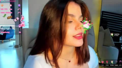 Snapshot of russcurley chatting on 02.11.25 Lorenn online show from 02.11.25