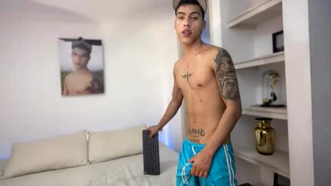  R U S S E L L  online show from 11.23.25