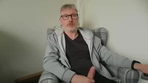 rusty69x online show from 12.10.24