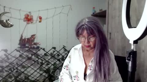 ruth_blue21 online show from 02.27.25