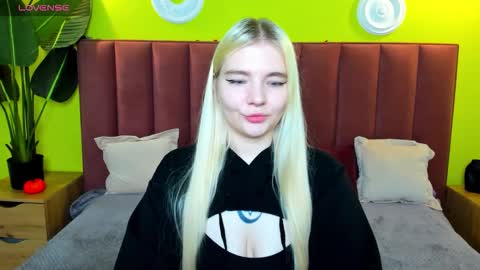 ruthbryant online show from 11.12.25