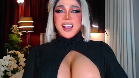 Snapshot of ruthlessmistressx chatting on 12.27.24 Samantha online show from 12.27.24