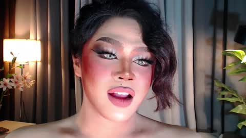 Snapshot of ruthlessmistressx chatting on 02.19.25 Samantha online show from 02.19.25