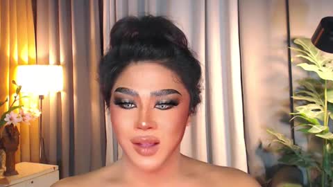 Snapshot of ruthlessmistressx chatting on 02.25.25 Samantha online show from 02.25.25