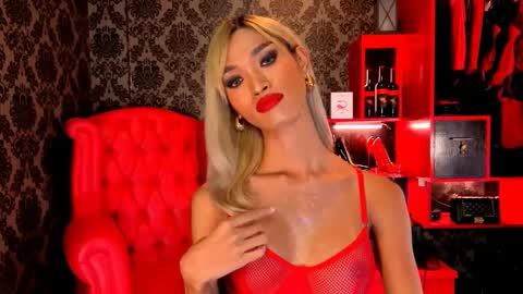 Snapshot of ruthrocero chatting on 01.31.25 Ruth Evangelista online show from 01.31.25