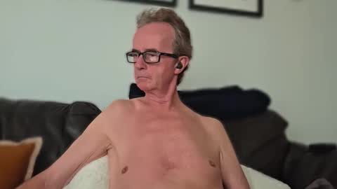 ruttingrabbit online show from 11.04.25