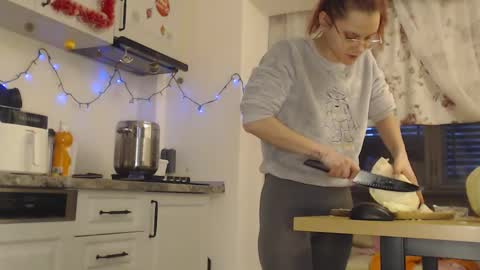 Snapshot of ruxandradanny chatting on 02.02.25 ruxandradanny online show from 02.02.25