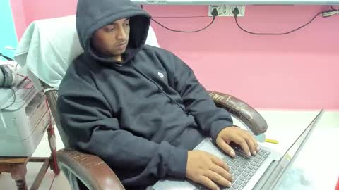 Snapshot of rwb17 chatting on 11.13.25 rwb17 online show from 11.13.25