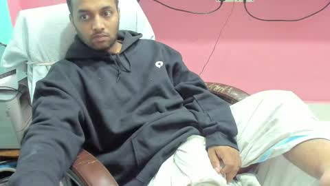 Snapshot of rwb17 chatting on 11.20.25 rwb17 online show from 11.20.25