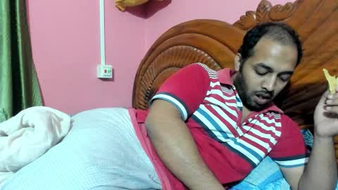 Snapshot of rwb17 chatting on 12.17.25 rwb17 online show from 12.17.25