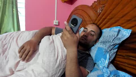 Snapshot of rwb17 chatting on 12.22.25 rwb17 online show from 12.22.25