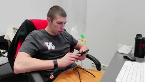 RYAN DOZER online show from 11.22.25