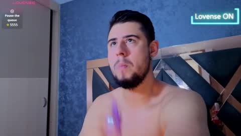 R Y A N online show from 10.22.25