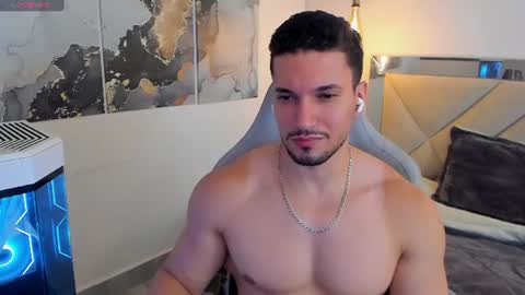 Snapshot of ryan_ward79 chatting on 07.28.26 Ryan online show from 07.28.26