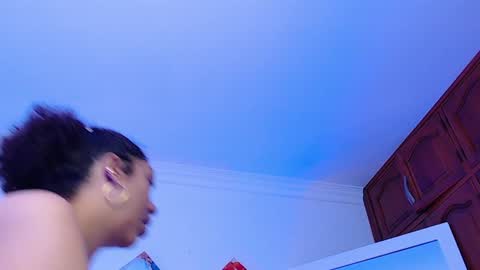 Hanna  online show from 02.07.25