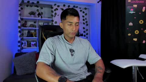 Snapshot of ryanboy30 chatting on 12.30.24 ryanboy30 online show from 12.30.24