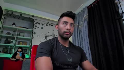 Snapshot of ryanboy30 chatting on 09.12.25 ryanboy30 online show from 09.12.25