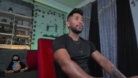 Snapshot of ryanboy30 chatting on 11.03.25 ryanboy30 online show from 11.03.25