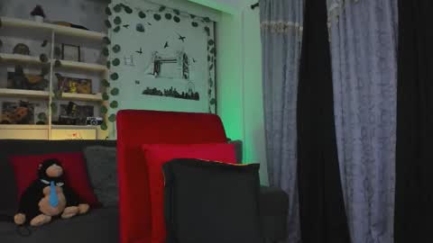 Snapshot of ryanboy30 chatting on 11.16.25 ryanboy30 online show from 11.16.25