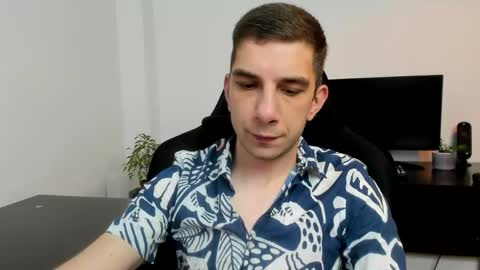 Snapshot of ryandusk chatting on 06.05.26 Andrew C. online show from 06.05.26