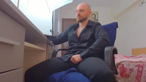 Snapshot of ryanstone_ chatting on 05.06.26 Ryanstone online show from 05.06.26