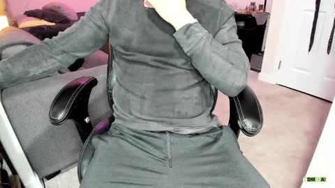 Snapshot of ryatlas chatting on 02.17.25 ryatlas online show from 02.17.25