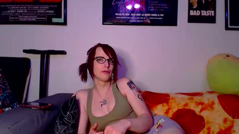 Snapshot of ryff_burnz chatting on 03.29.26 Ryff Burnz online show from 03.29.26