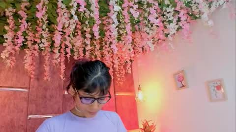 Snapshot of rynka__ chatting on 02.15.26 rynka online show from 02.15.26